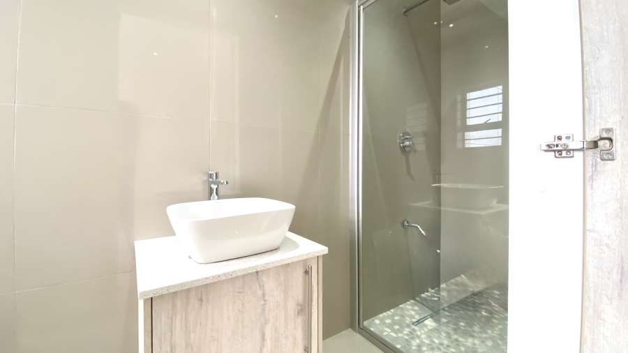 4 Bedroom Property for Sale in Britannia Bay Western Cape